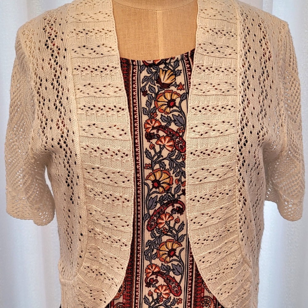 *CROCHETED SHRUG*